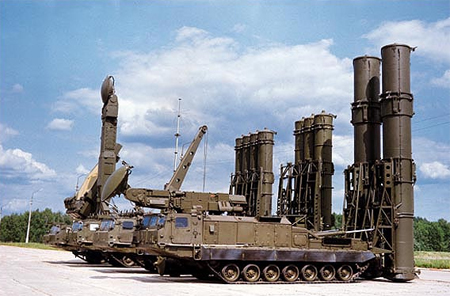 Зенитно-ракетная система 9К81 С-300В 1